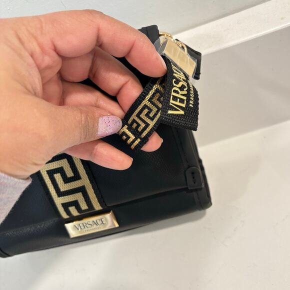 New Versace Cosmetic Bag Black & Gold Perfumes Bag New Bath, Travel Pouch - Picture 6 of 13